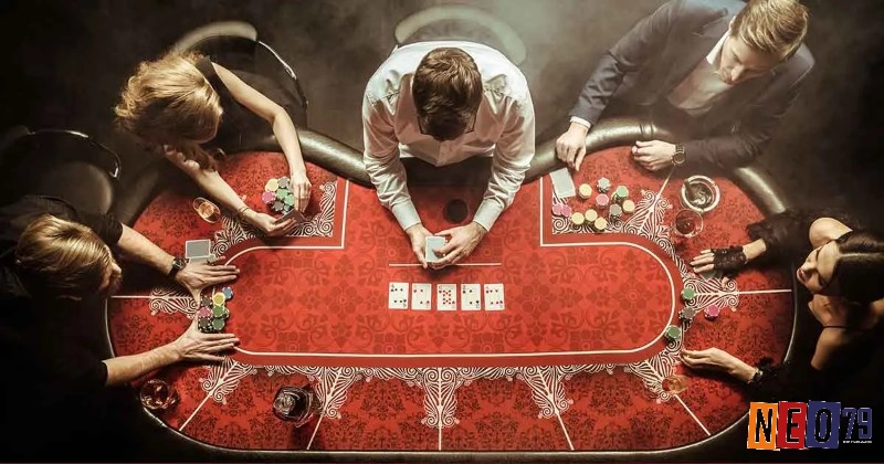 Cách chơi luật chơi bài poker Texas Hold’em cơ bản