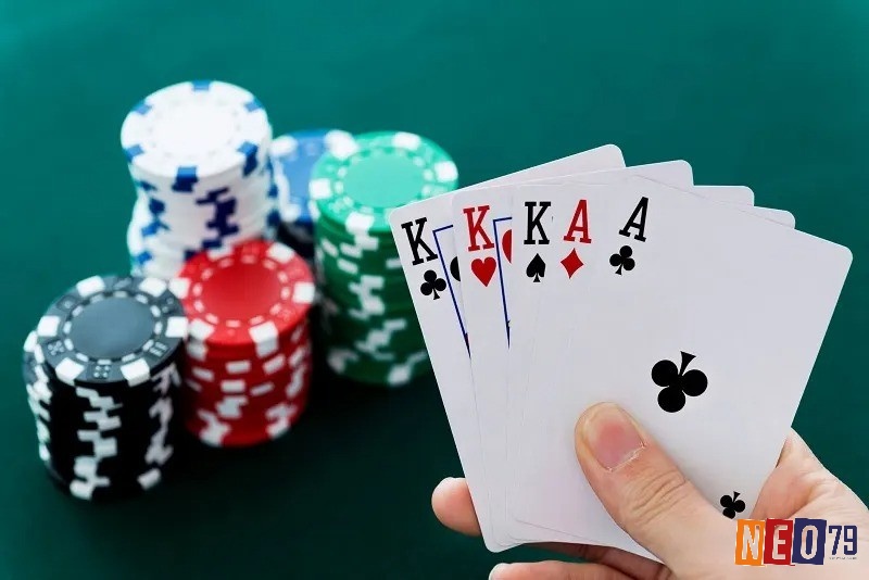 Cù lũ trong luật chơi poker