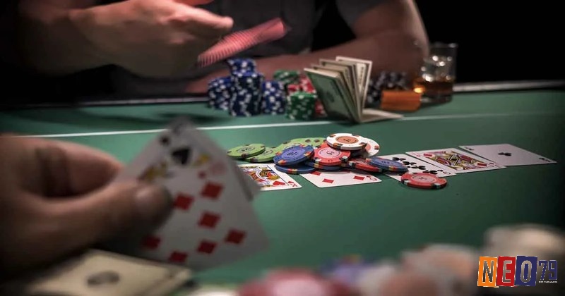 Chiến thuật Poker Texas Hold’em cho các giải đấu và cash game