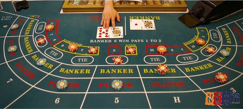 Chiến lược đặt cược player phổ biến phải kể đến là Martingale, Paroli và cả 1, 1, 2, 3, 5, 8, 13, 21